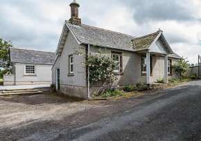West Lodge 3 bedrooms, near golf course and river